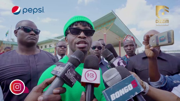 DIAMOND AMEJIBU KUHUSU LIST YA WASANII WA MULEBA KUWA NDOGO: WANA SHOW ZINGINE, SIWEZI WALAZIMISHA